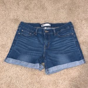 🌸EUC🌸 Levi’s Shorts